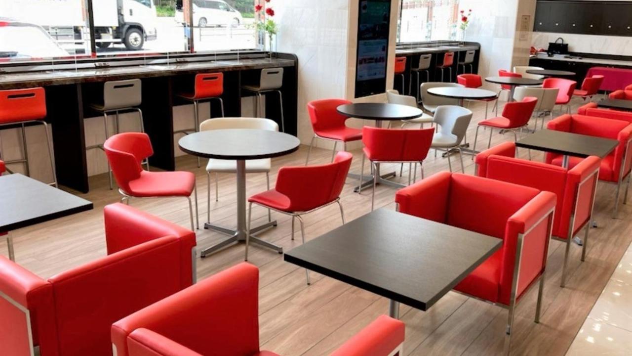 Toyoko Inn Hiroshima-Eki Stadium Mae المظهر الخارجي الصورة