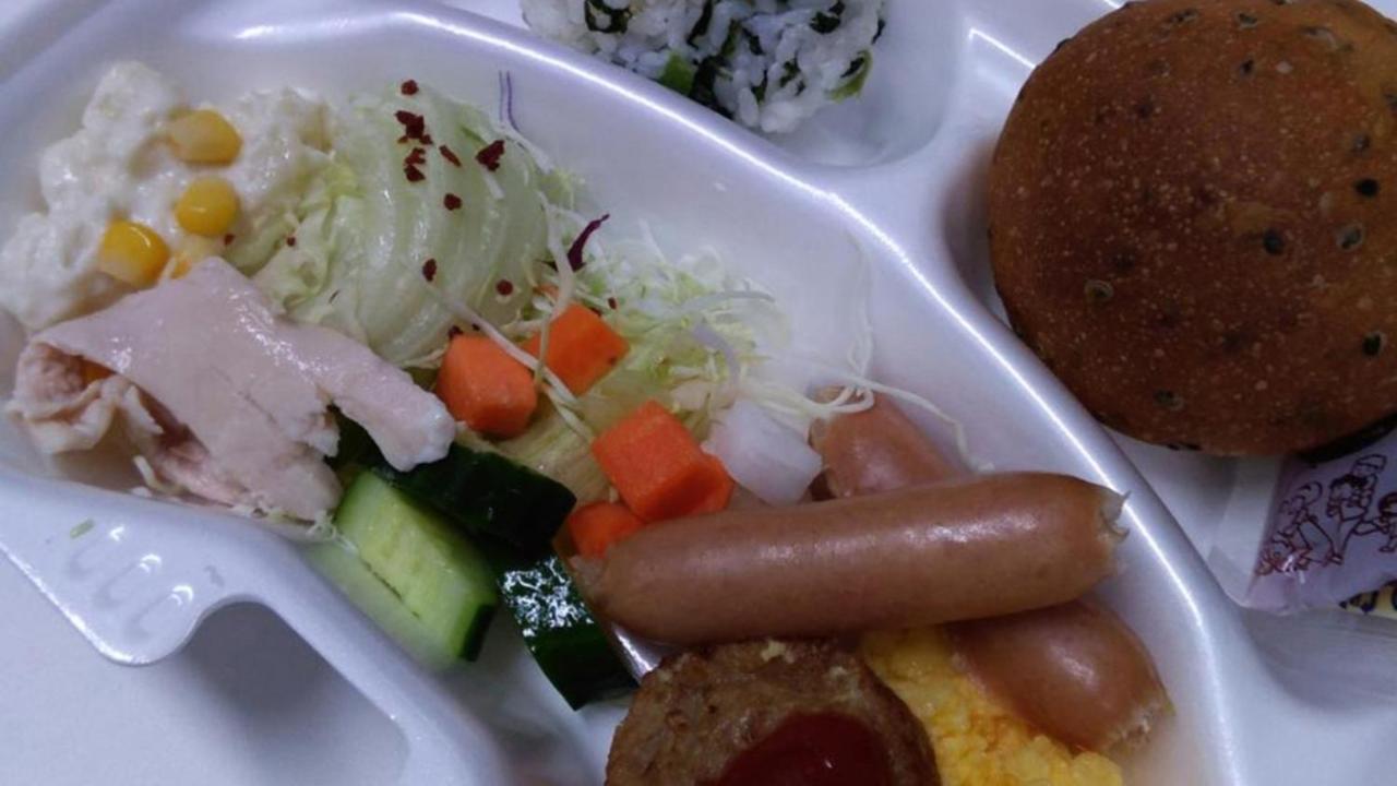Toyoko Inn Hiroshima-Eki Stadium Mae المظهر الخارجي الصورة