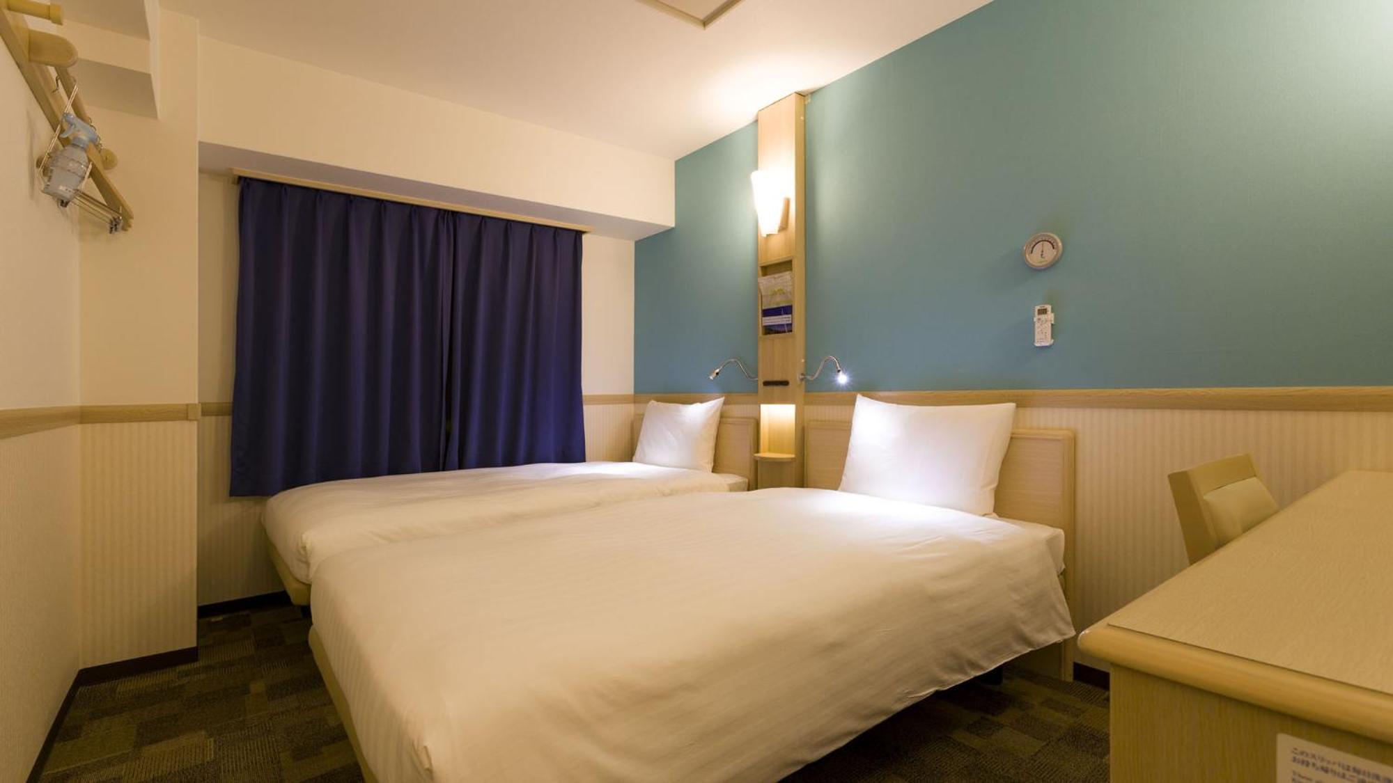 Toyoko Inn Hiroshima-Eki Stadium Mae الغرفة الصورة